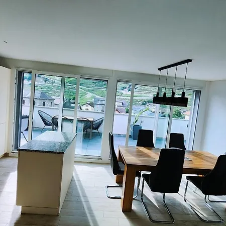 Luxury De 130 M2 Avec 3 * Ardon