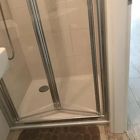 Luxury De 130 M2 Avec 3 * Ardon